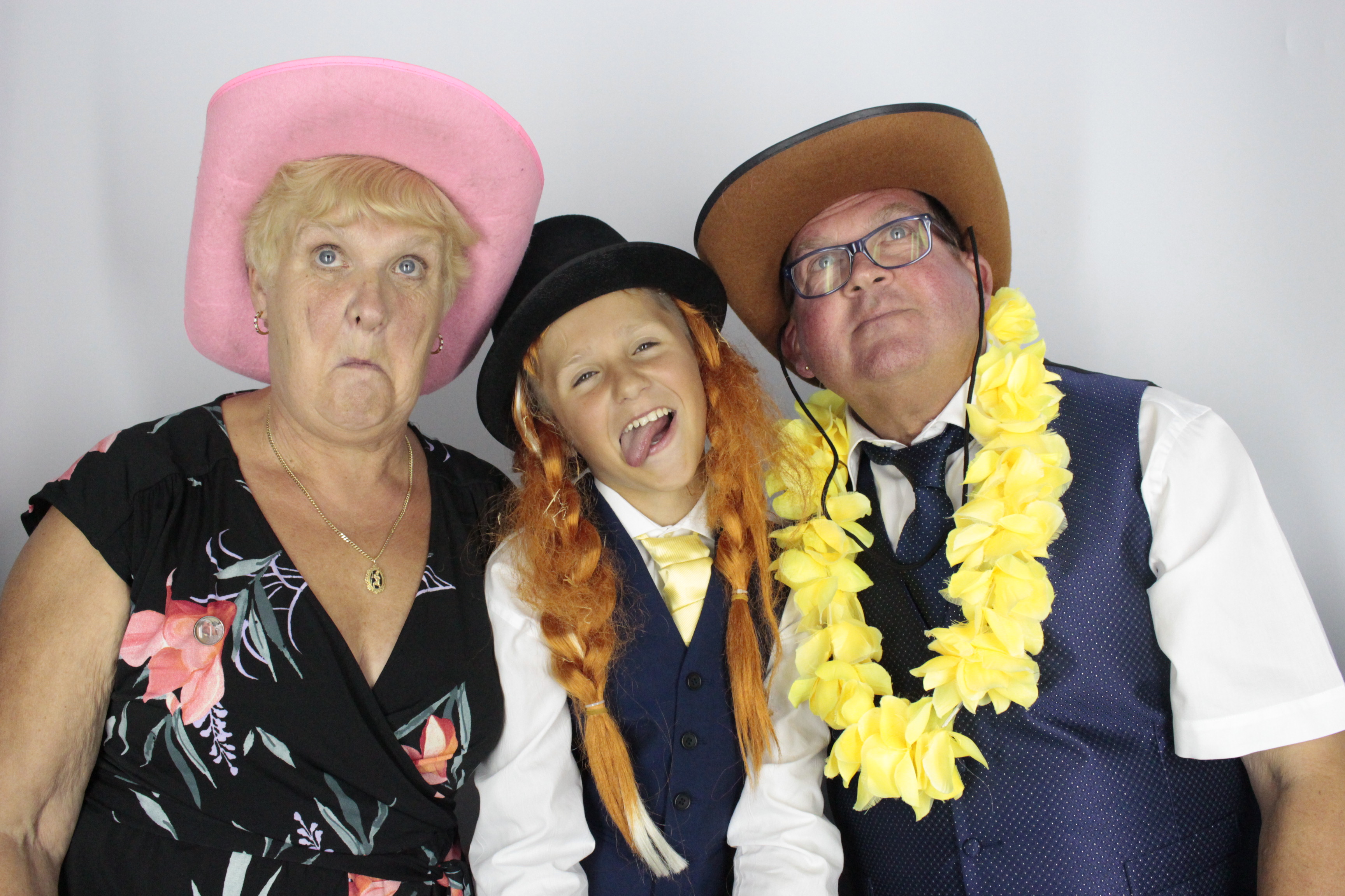  Heather & Daniel's Wedding | View more photos from the event at gallery.myphotoboothexperience.co.uk/u/MyPhotoBoothExperienceLtd/Heather-Daniels-Wedding